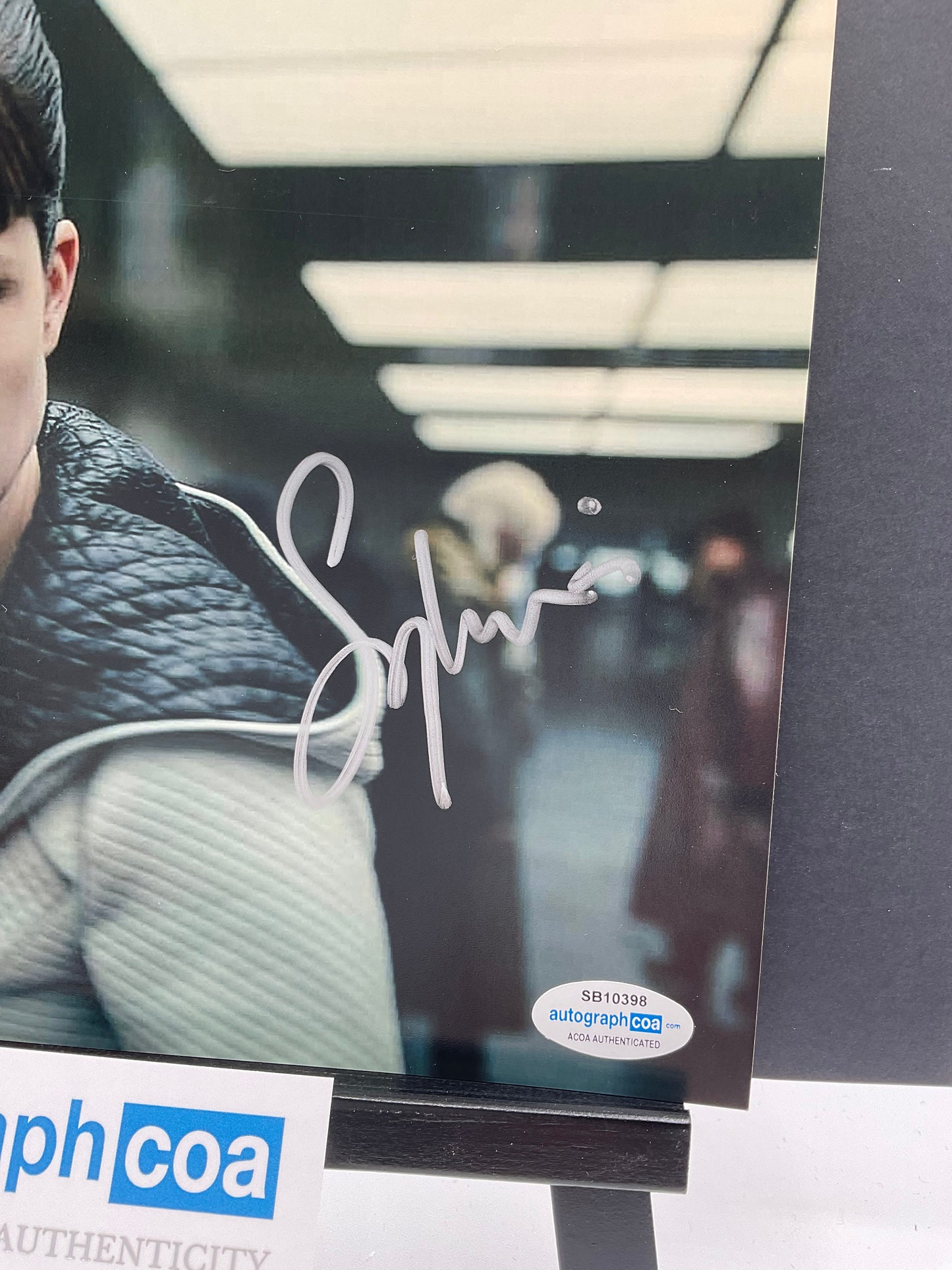 Sylvia Hoeks Blade Runner 2049 signed 8x10 ACOA