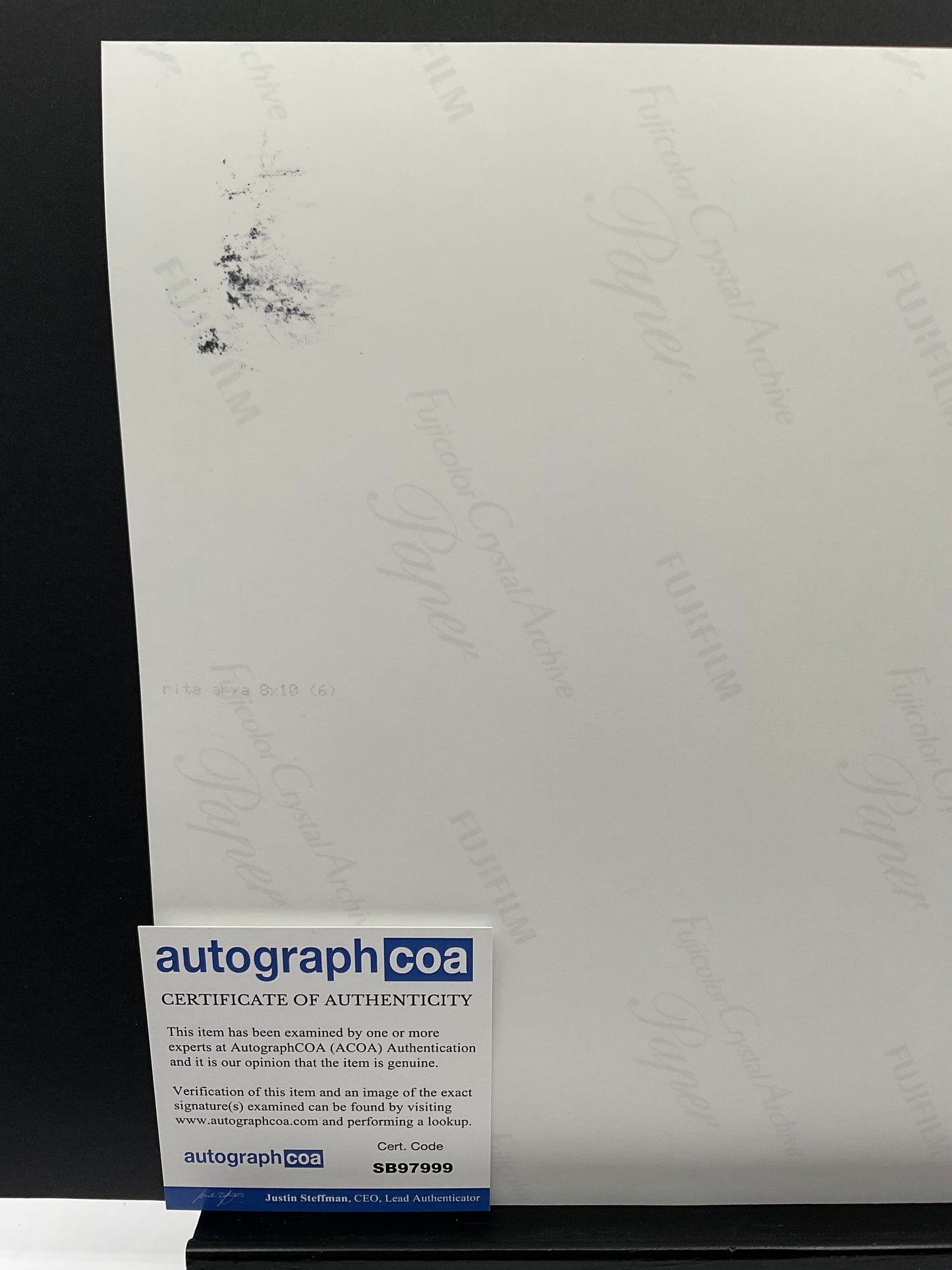 Ritu Arya Umbrella Academy signed 8x10 ACOA