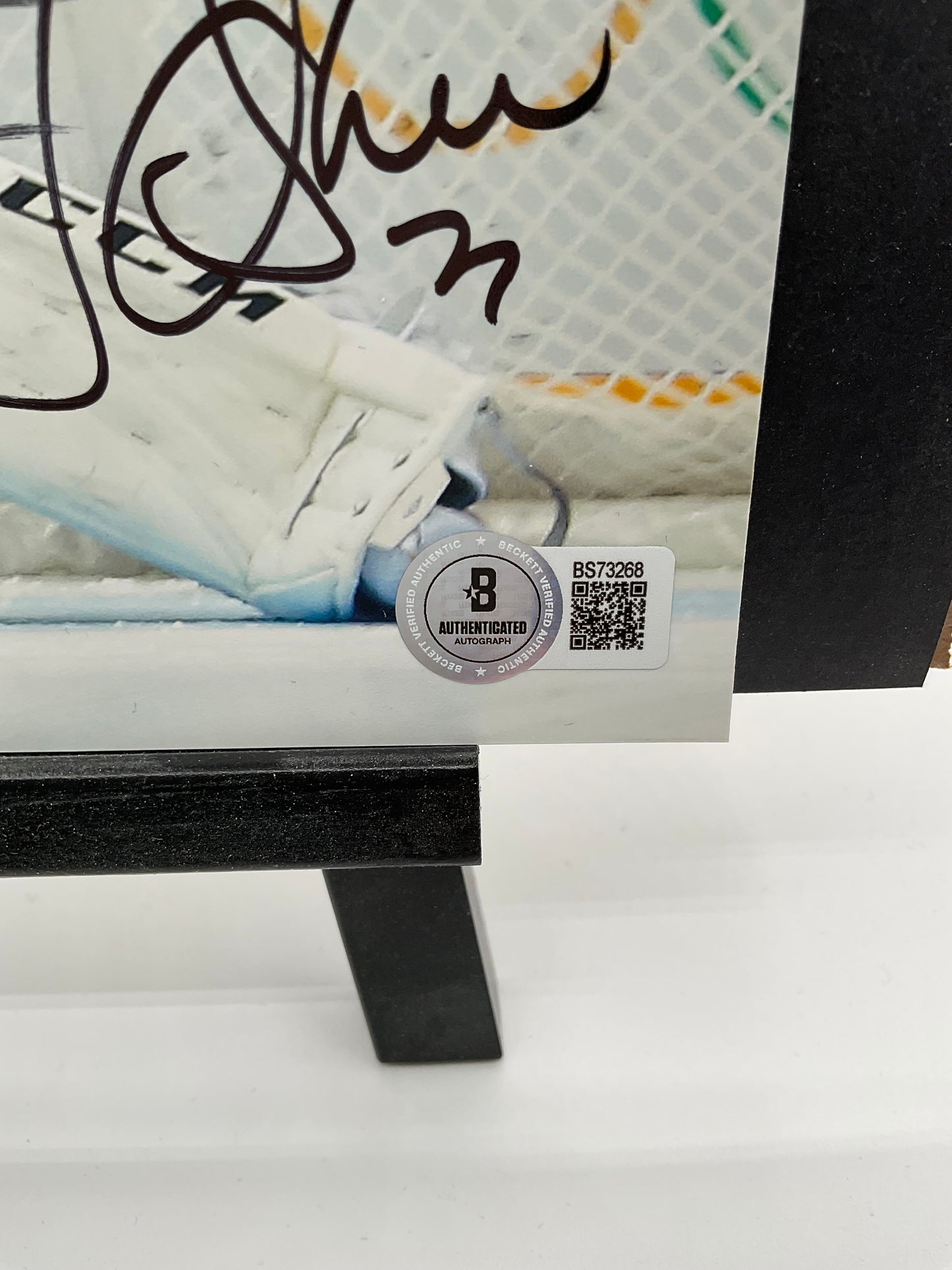 T.J. Oshie Team USA signed photo 8x10 Beckett NHL Olympics