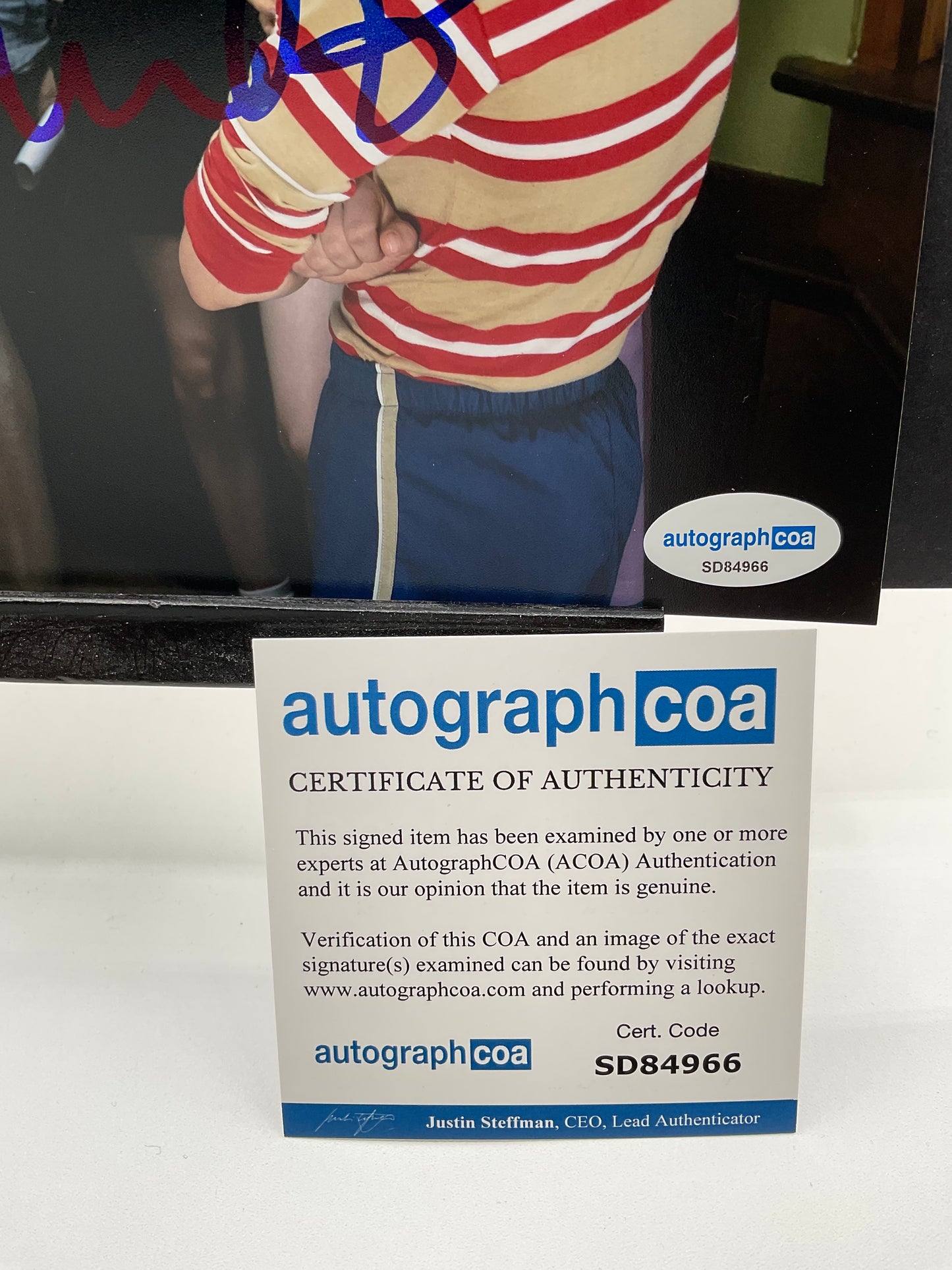 Uta Briesewitz Stranger Things signed photo 8x10 ACOA