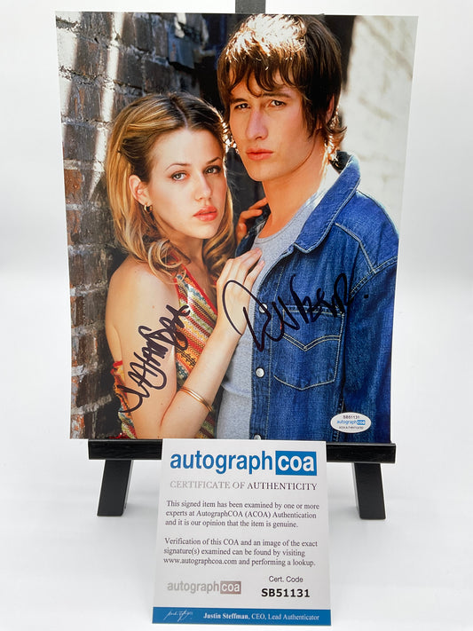 Brendan Fehr and Majandra Delfino Roswell dual signed 8x10 ACOA