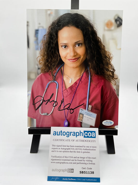 Judy Reyes Scrubs signed 8x10 ACOA