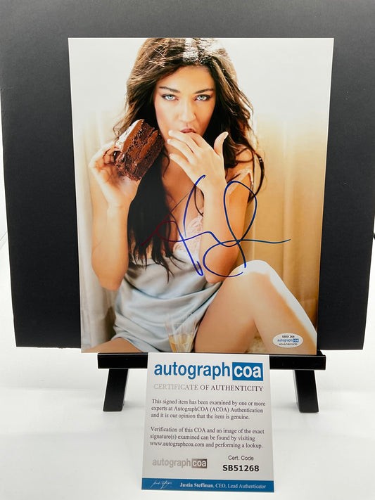 Jessica Szohr Sexy signed 8x10 ACOA