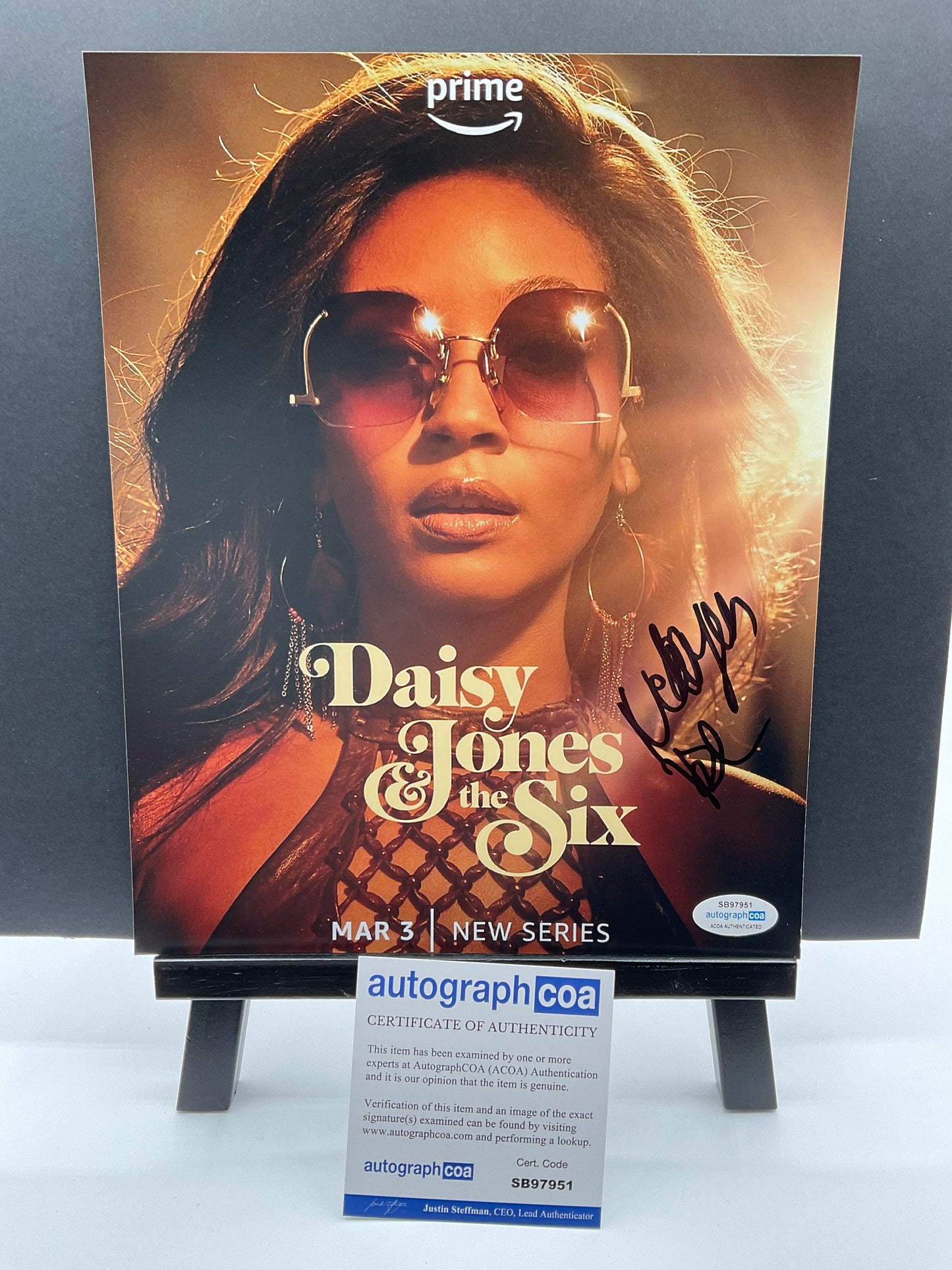 Nabiyah Be Daisy Jones & The Six signed 8x10 ACOA