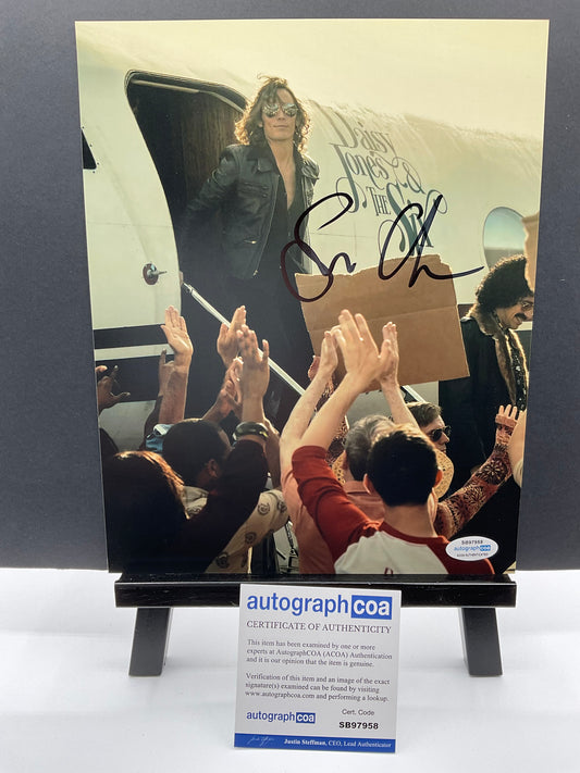 Sam Claflin Daisy Jones & The Six signed 8x10 ACOA