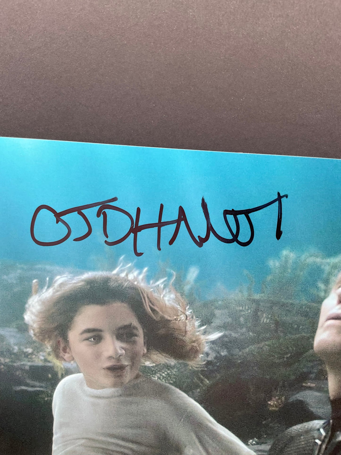 Otis Dhanji Aquaman signed 8x10 ACOA DC