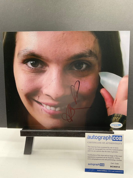 Caitlin Stasey Smile signed 8x10 ACOA Horror