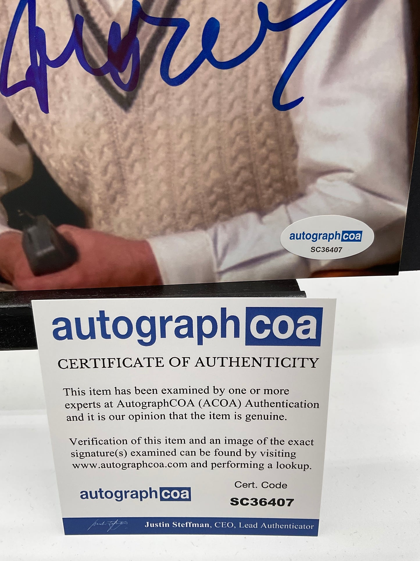 James Burrows Cheers signed photo 8x10 ACOA