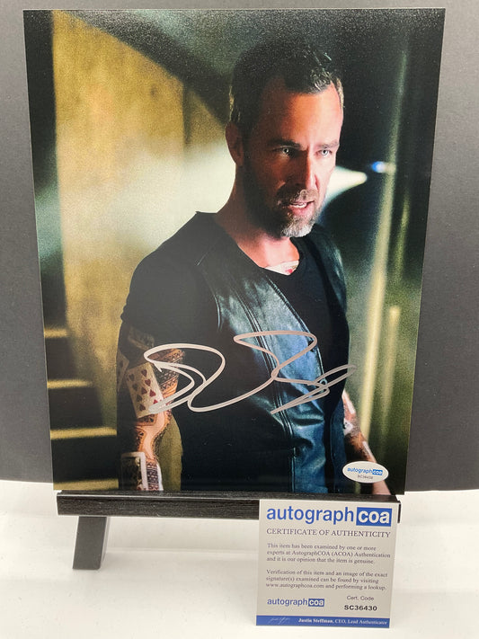 JR Bourne Arrow signed photo 8x10 ACOA