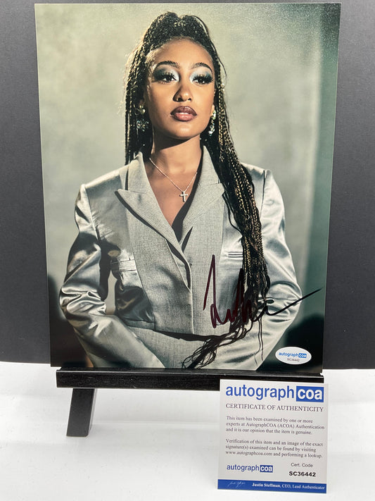 Lexi Underwood Cruel Summer signed photo 8x10 ACOA