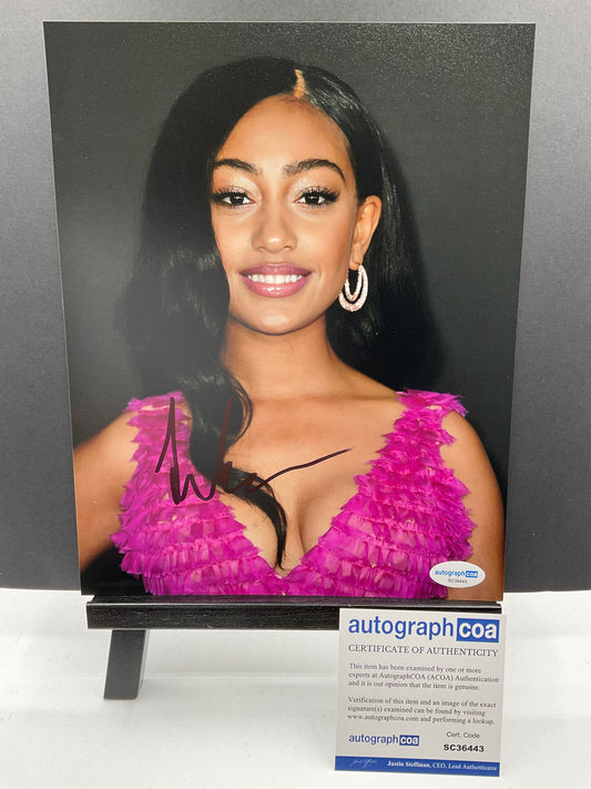 Lexi Underwood Sexy Pink signed photo 8x10 ACOA