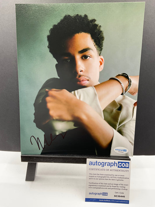 Marcus Scribner Black-ish signed photo 8x10 ACOA