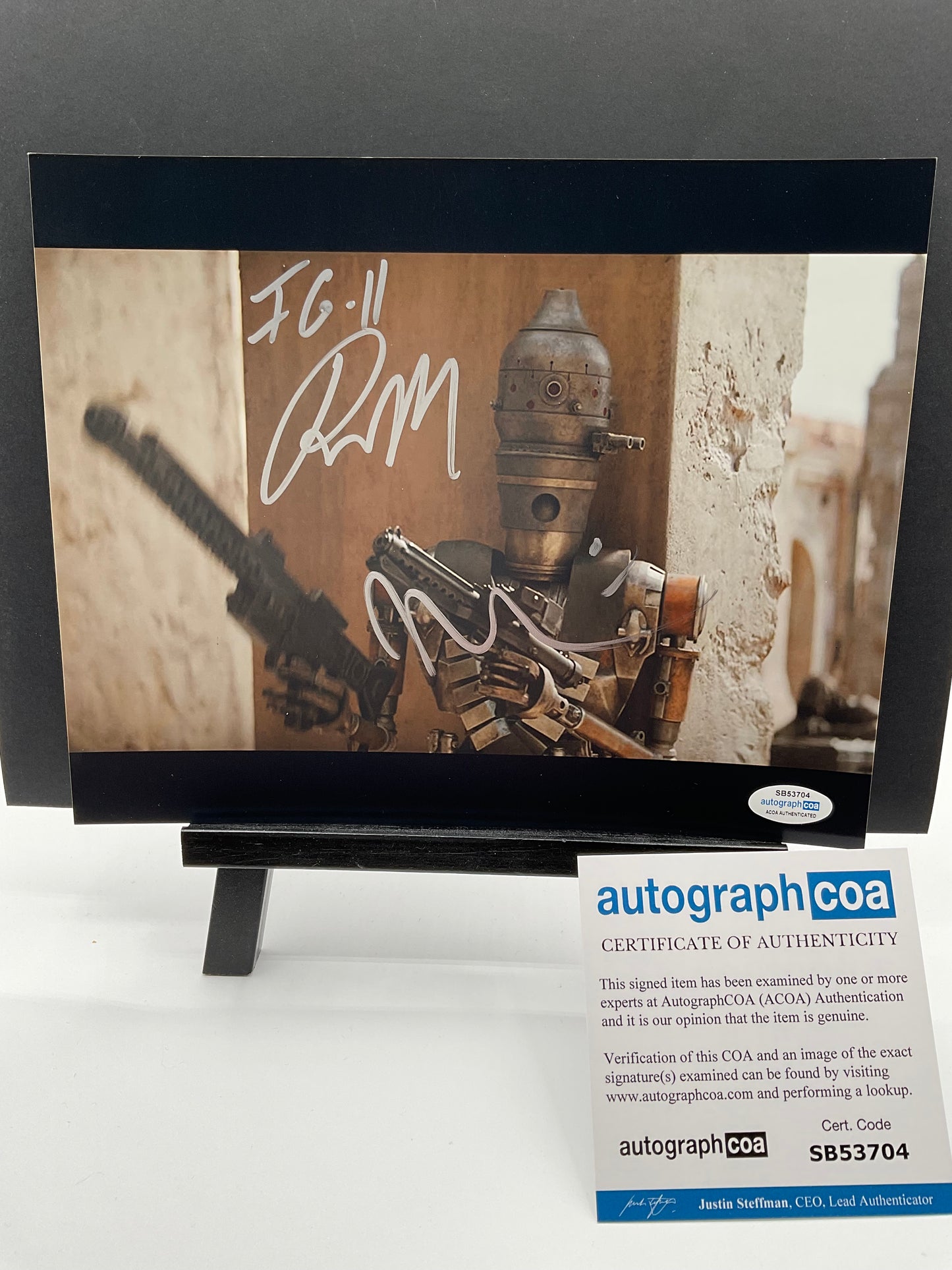 Taika Waititi and Rio Hackford dual signed The Mandalorian 8x10 ACOA IG-11