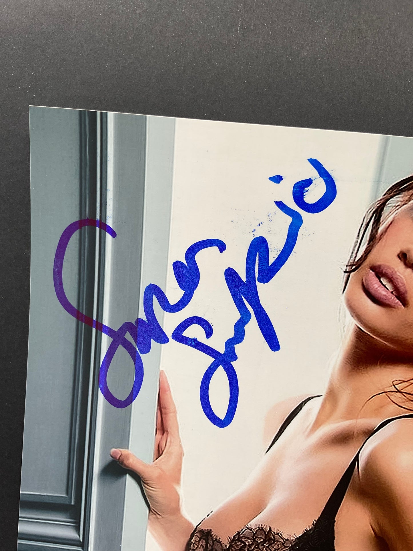 Sara Sampaio signed Sexy Lingerie 8x10 ACOA