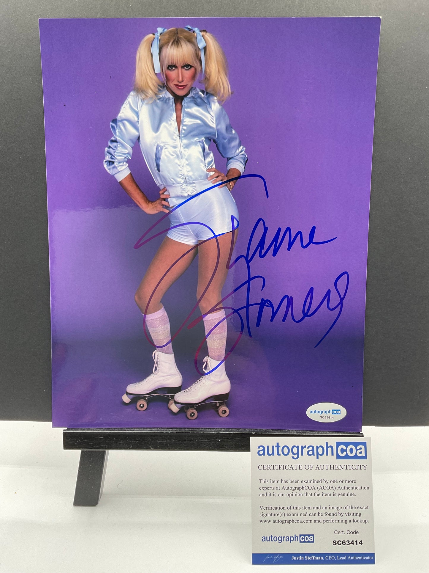 Suzanne Somers signed Sexy Pigtails 8x10 ACOA