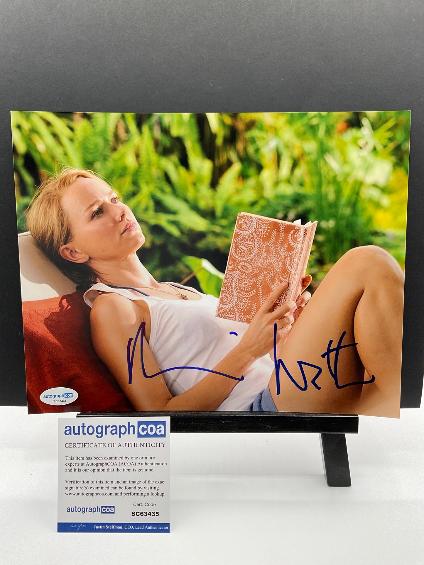 Naomi Watts signed The Impossible 8x10 ACOA