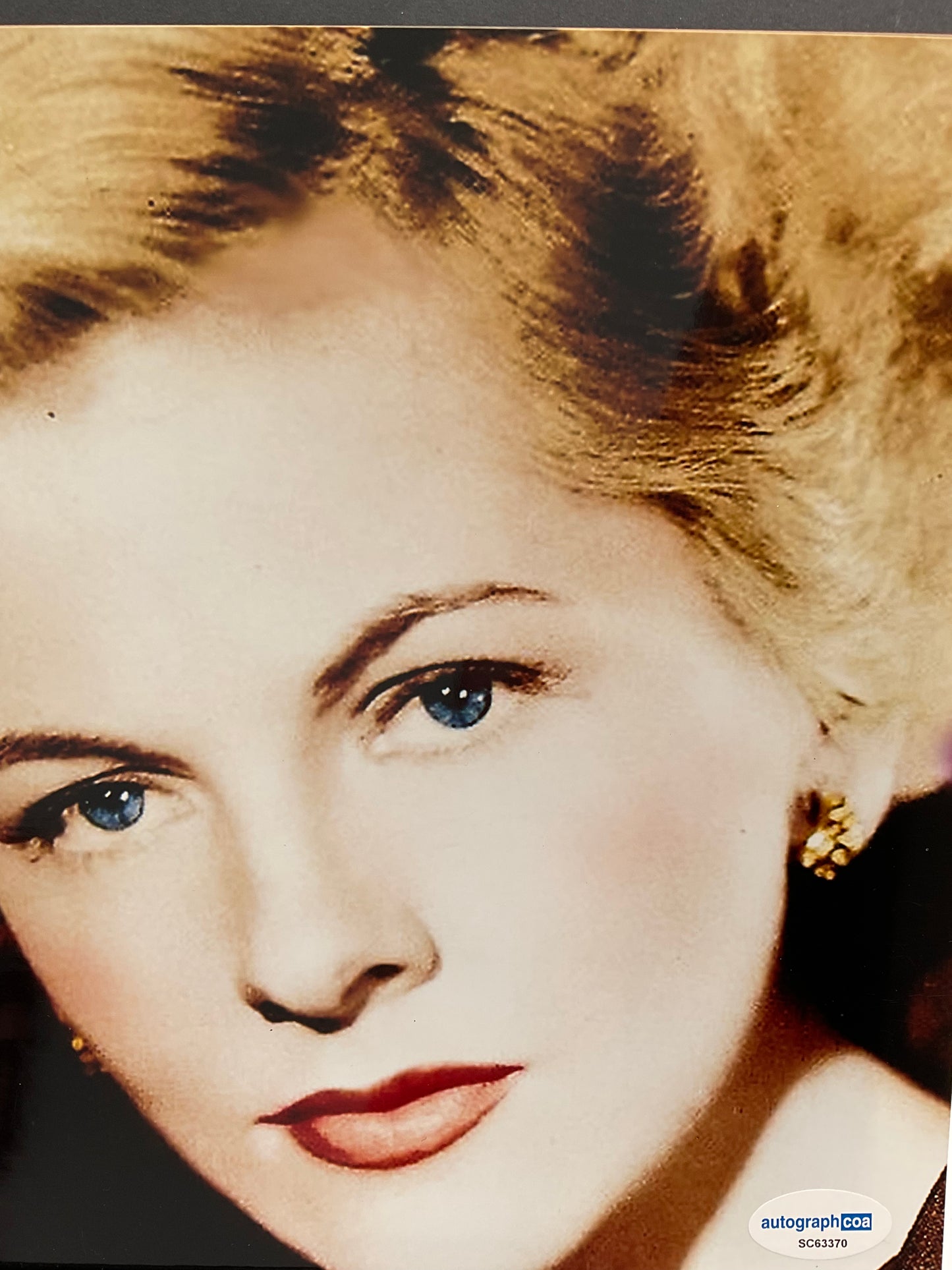 Joan Fontaine signed 8x10 ACOA Hollywood Headshot