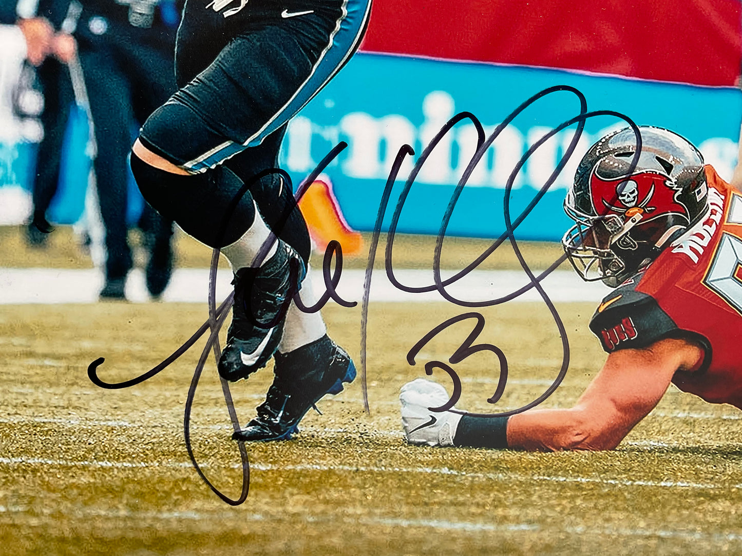 Luke Kuechly signed 11x14 Carolina Panthers Autograph NFL