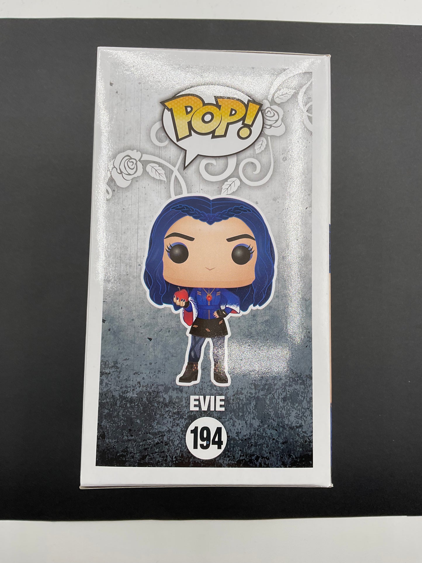 Sofia Carson Descendants signed Funko Pop Beckett COA Disney