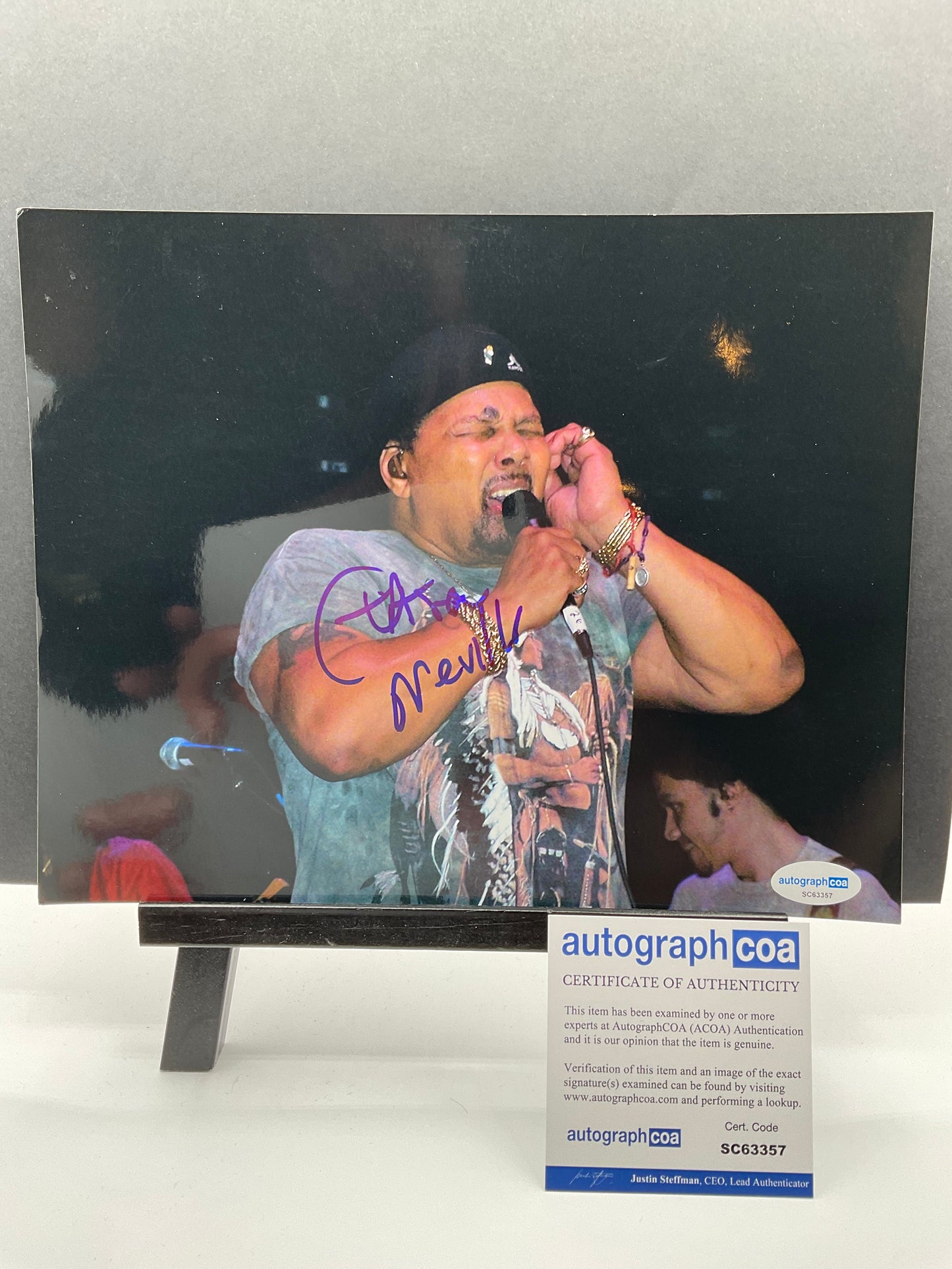 Aaron Neville signed Photo 8x10 ACOA Singer