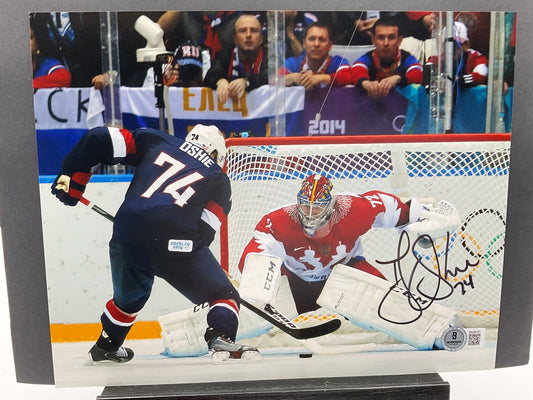 T.J. Oshie Team USA signed photo 8x10 Beckett NHL Olympics