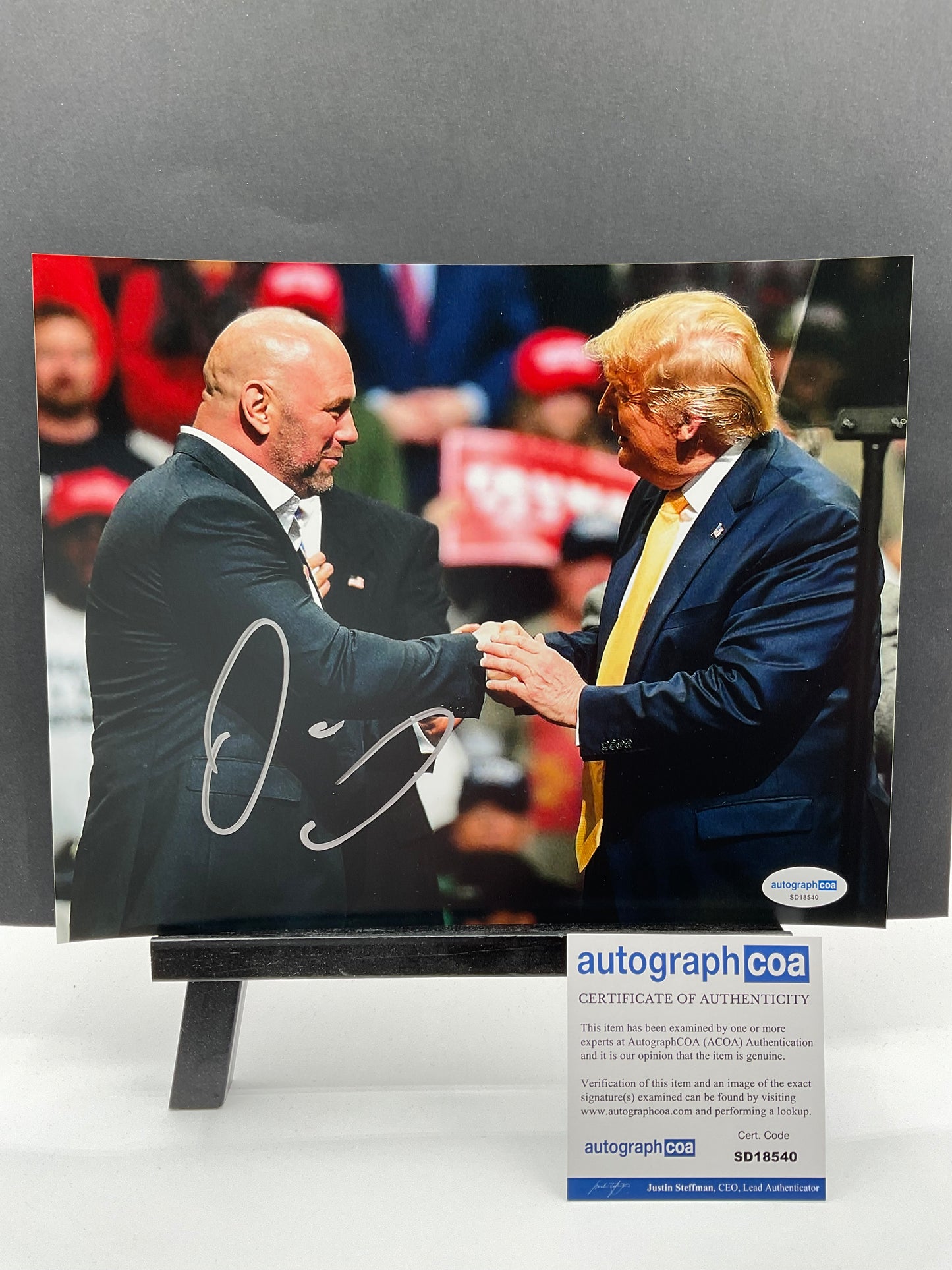 Dana White UFC signed photo 8x10 President Trump ACOA