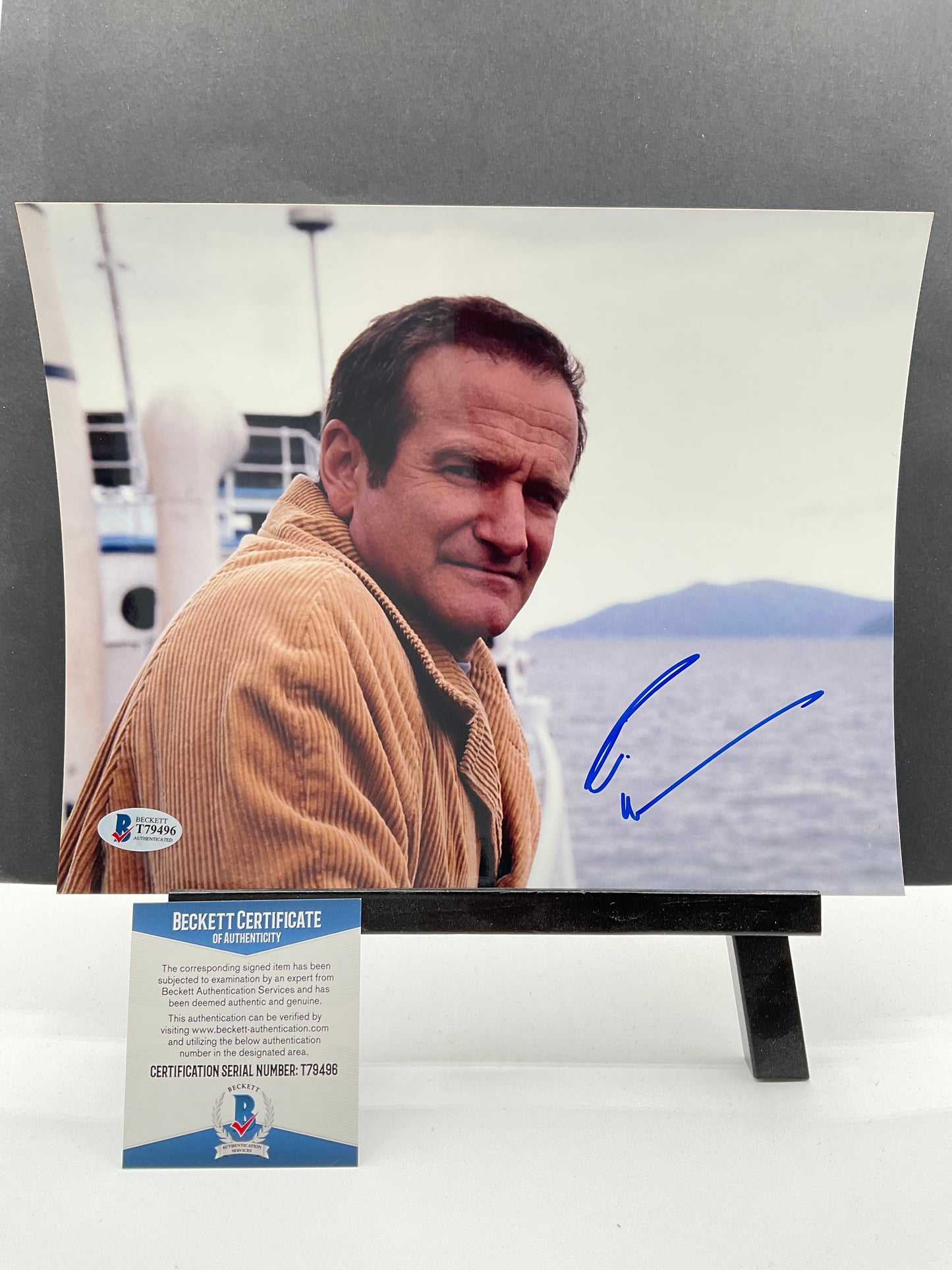 Robin Williams Insomnia signed photo 8x10 Beckett RIP