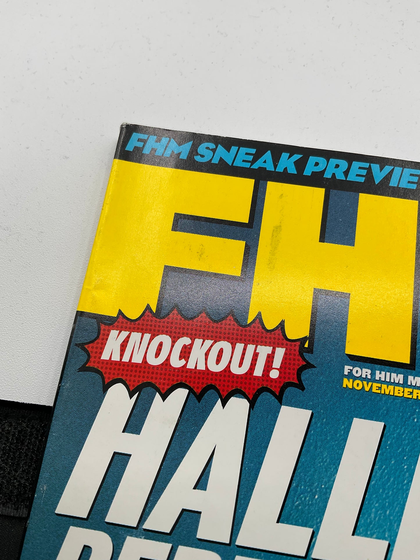 Halle Berry FHM signed magazine ACOA Knockout 2003