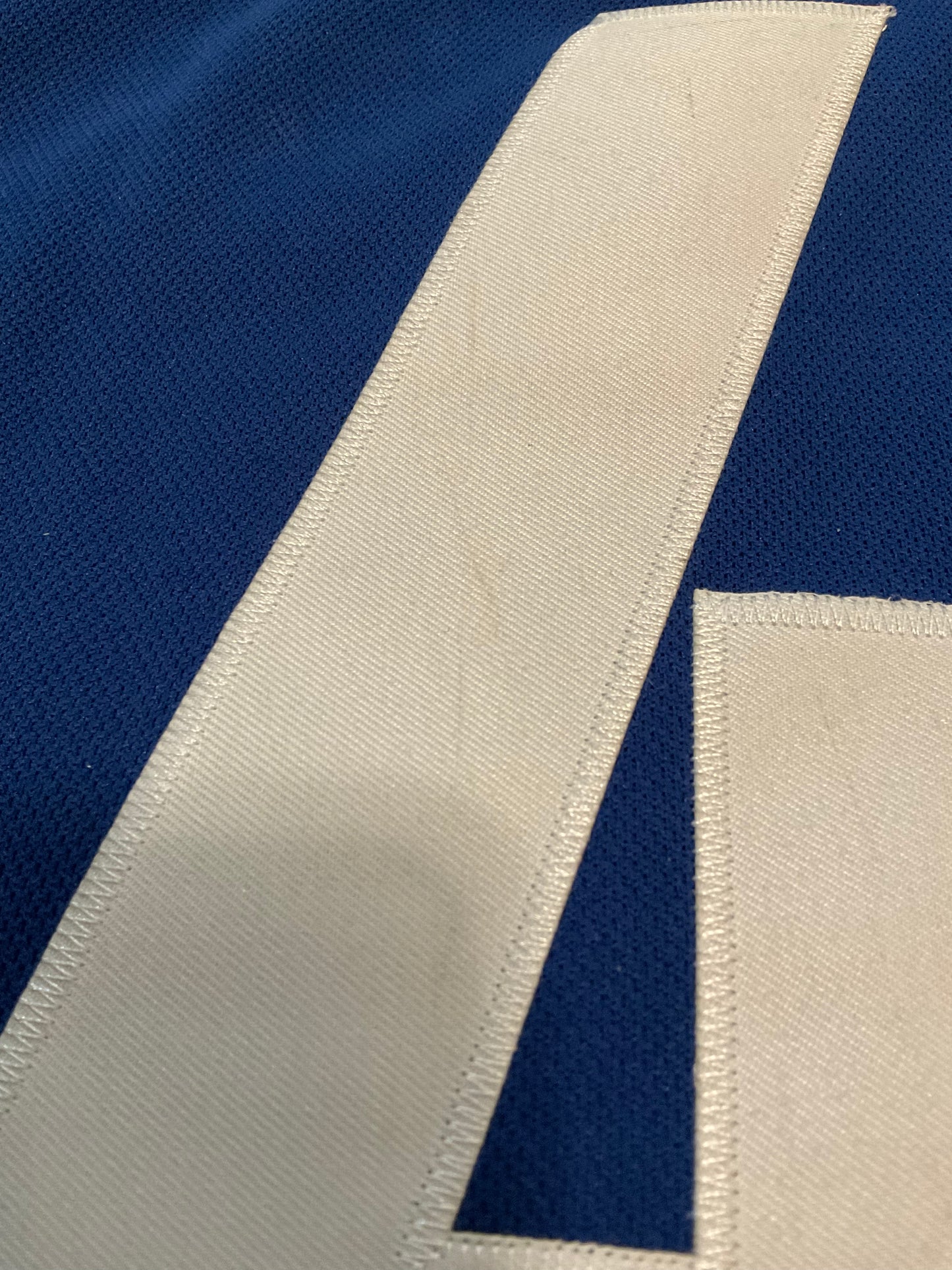 Elias Pettersson Vancouver Canucks signed Jersey Beckett