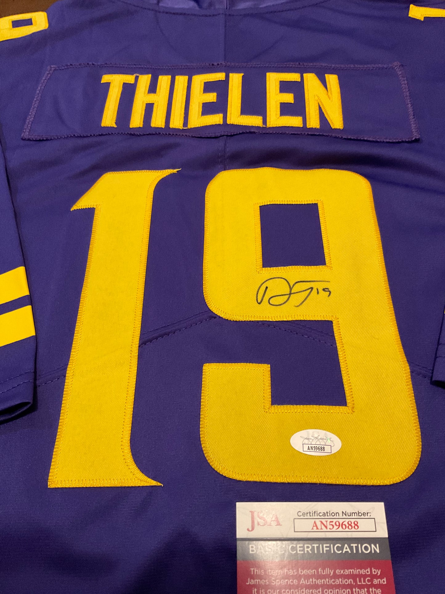 Adam Thielen Minnesota Vikings signed Jersey XXL JSA