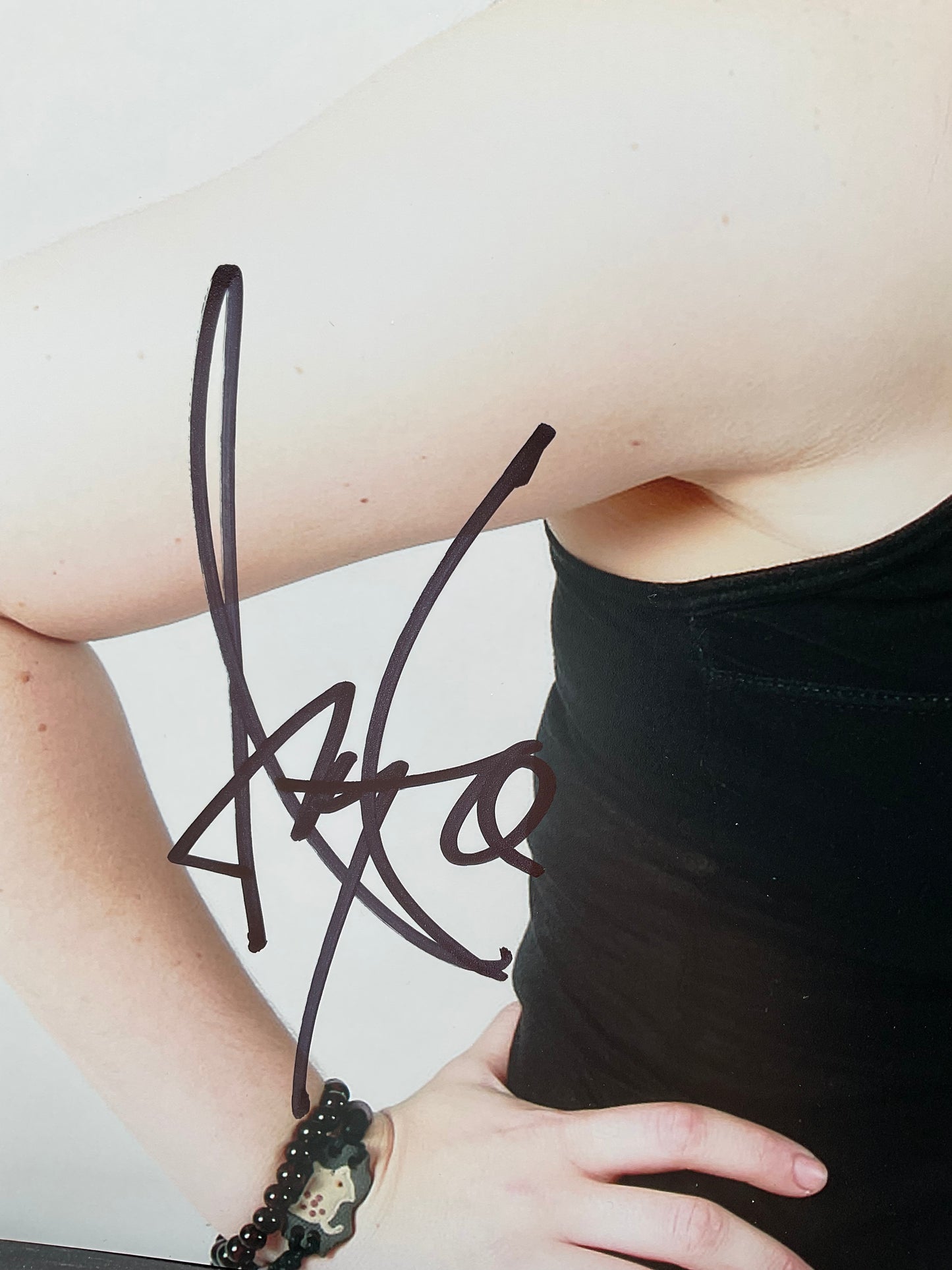 Amy Lee Evanescence signed photo 11x14 Beckett Music