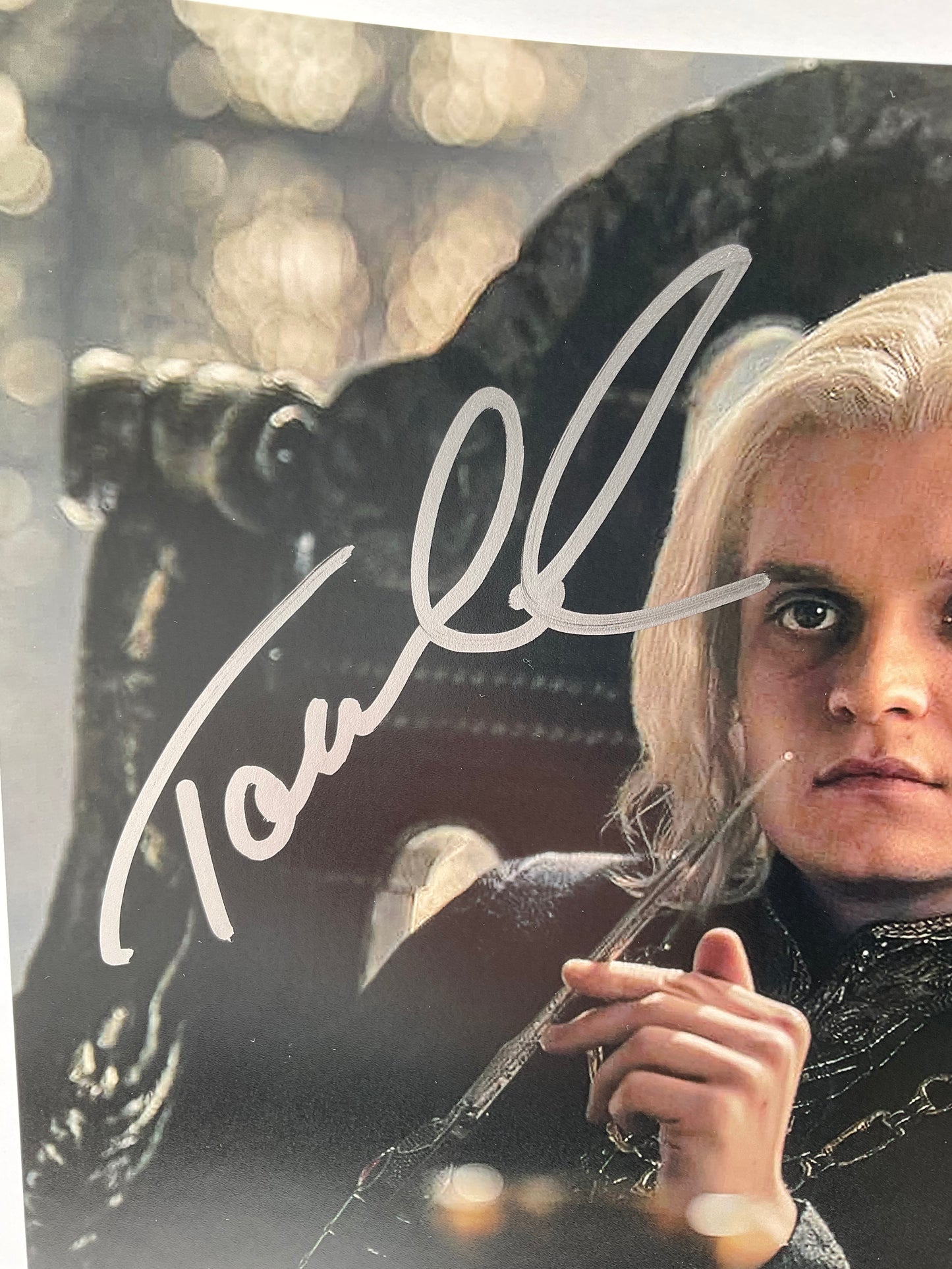 Tom Glynn Carney House of the Dragon signed Photo 8x10 Beckett