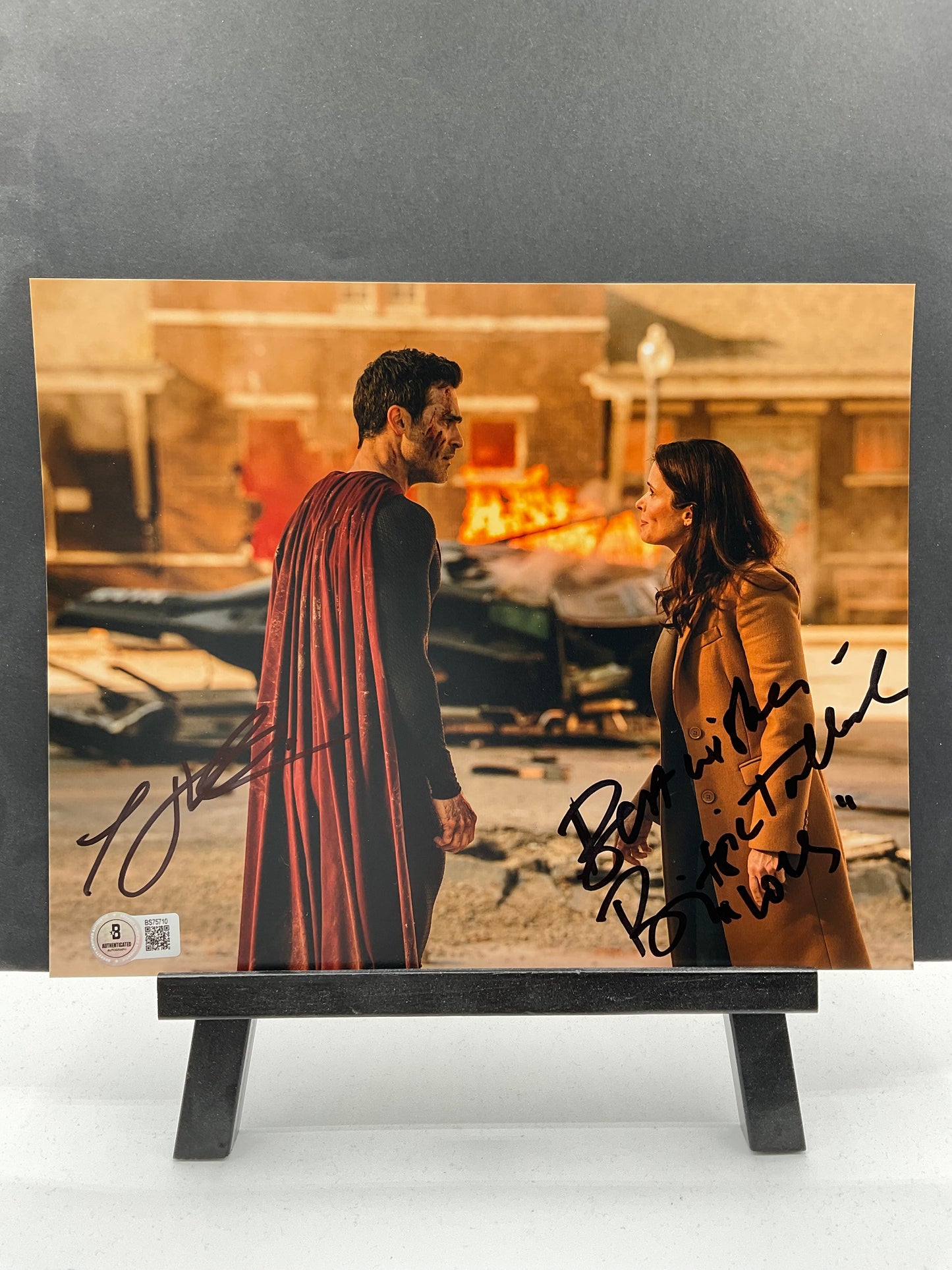 Tyler Hoechlin Superman signed Photo 8x10 Beckett Bitsie Tulloch Inscription