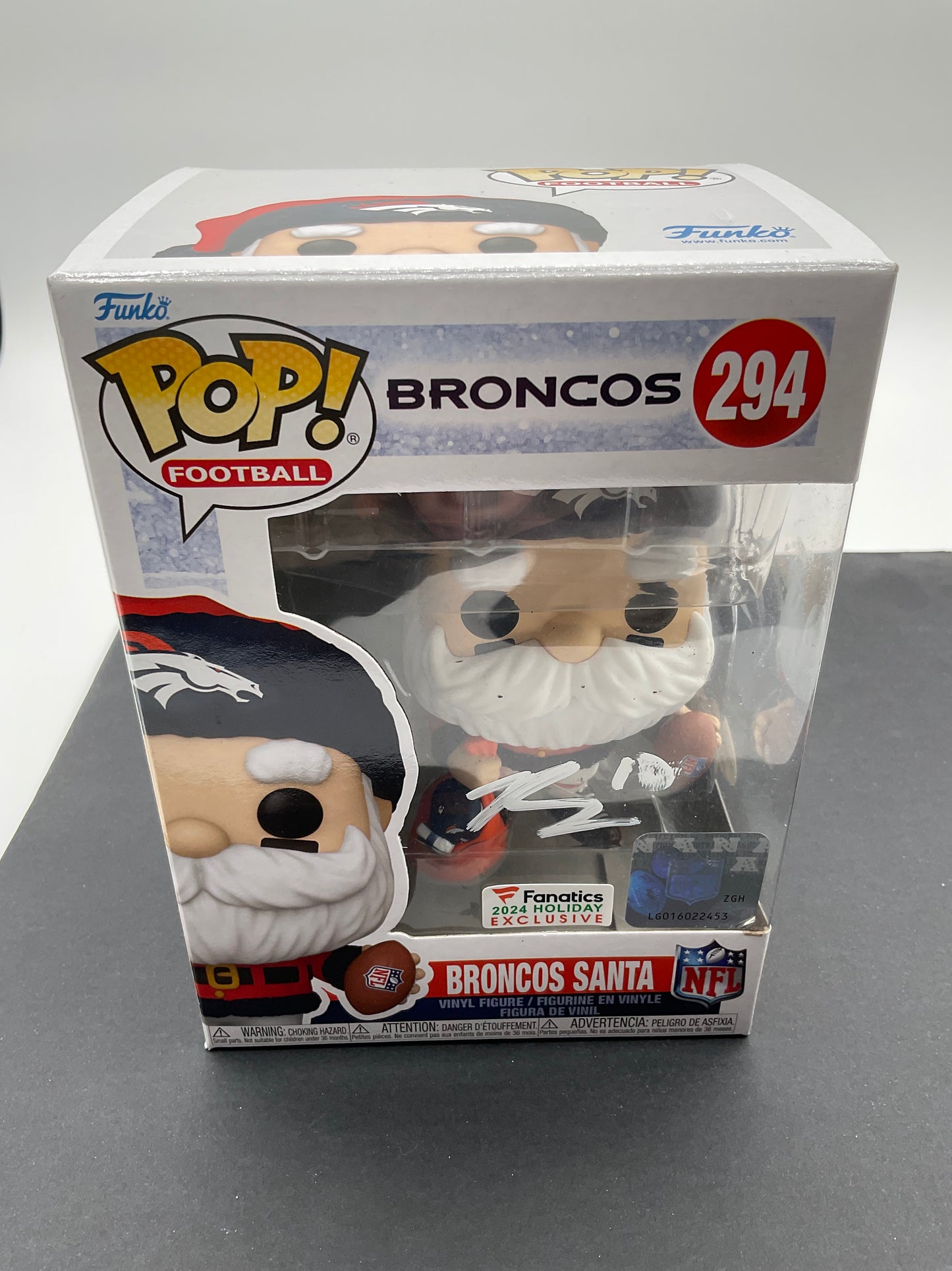 Bo Nix Broncos Santa Funko Pop signed ACOA Oregon NFL
