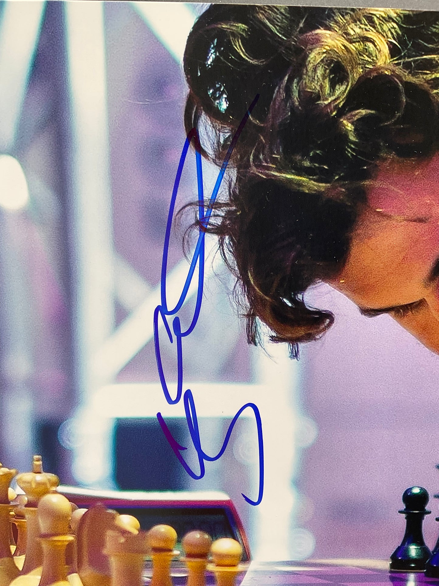 Magnus Carlsen Chess signed Photo 8x10 Beckett Grandmaster