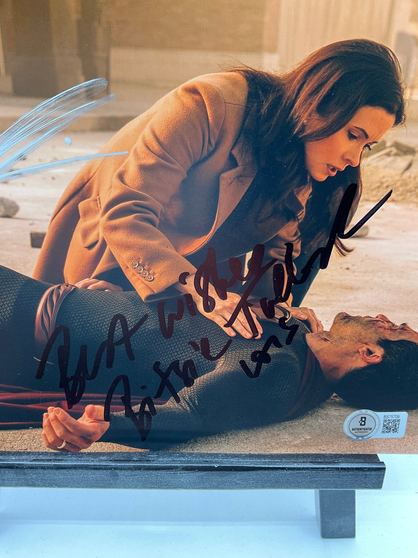 Tyler Hoechlin Superman signed Photo 8x10 Beckett Bitsie Tulloch Inscription
