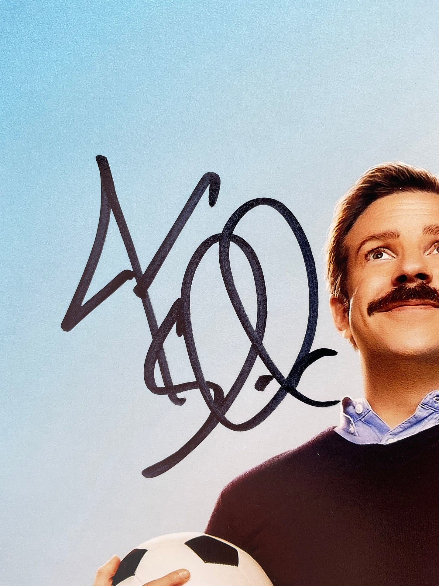 Jason Sudeikis Ted Lasso signed photo 8x10 Beckett Soccer