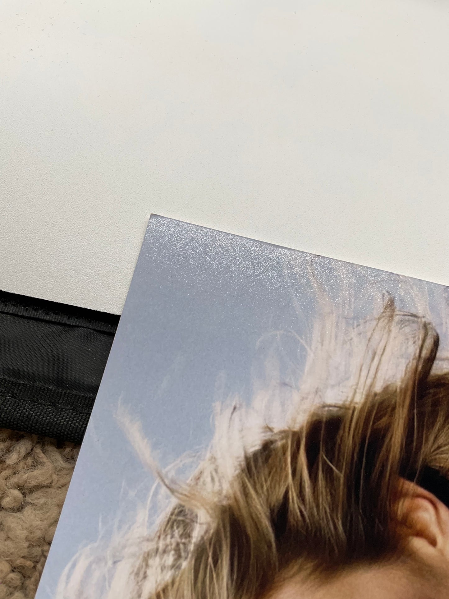 Laura Dern Jurassic Park signed photo 8x10 ACOA Sexy
