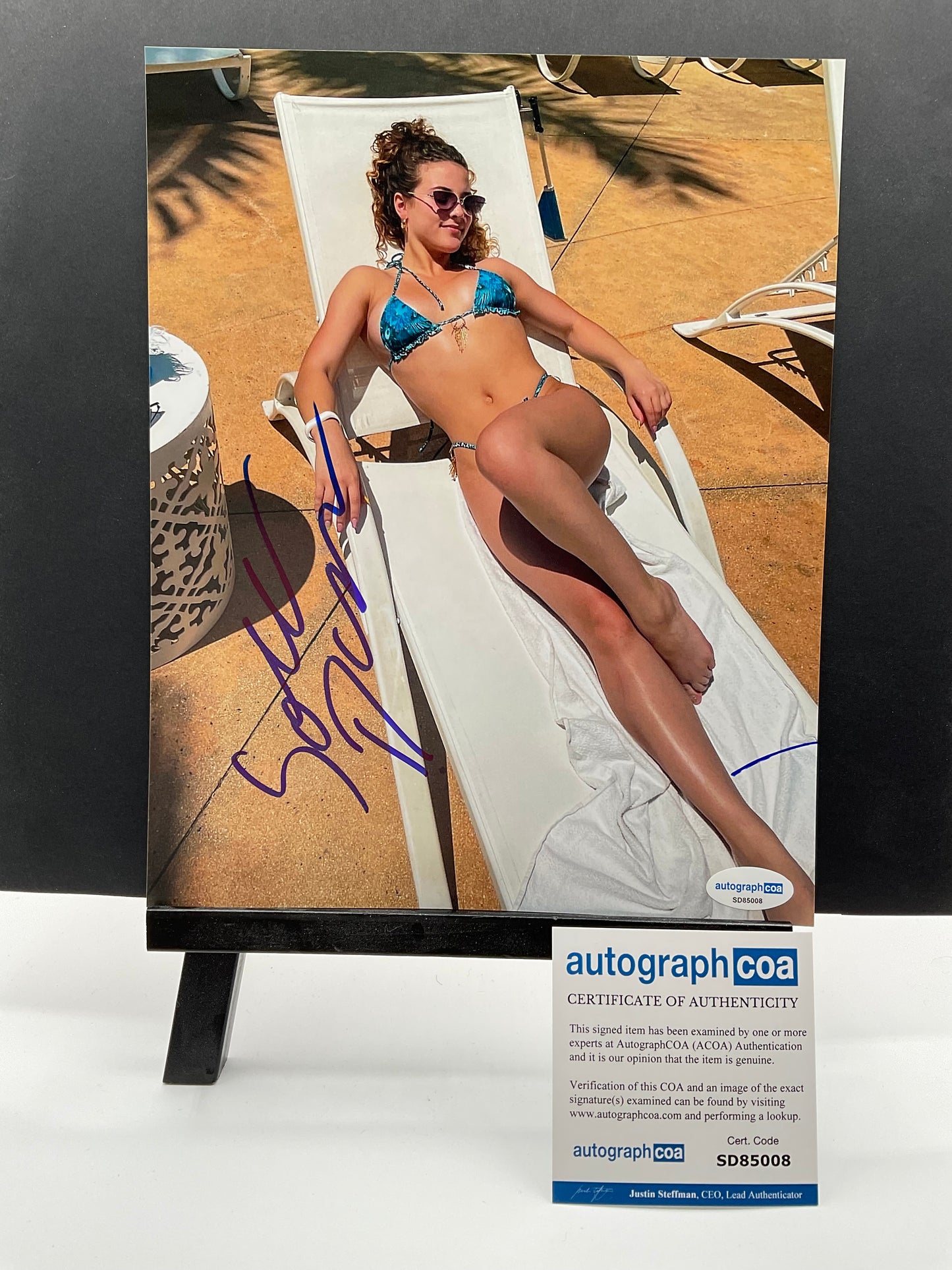 Sofie Dossi sexy signed photo 8x10 ACOA Bunny