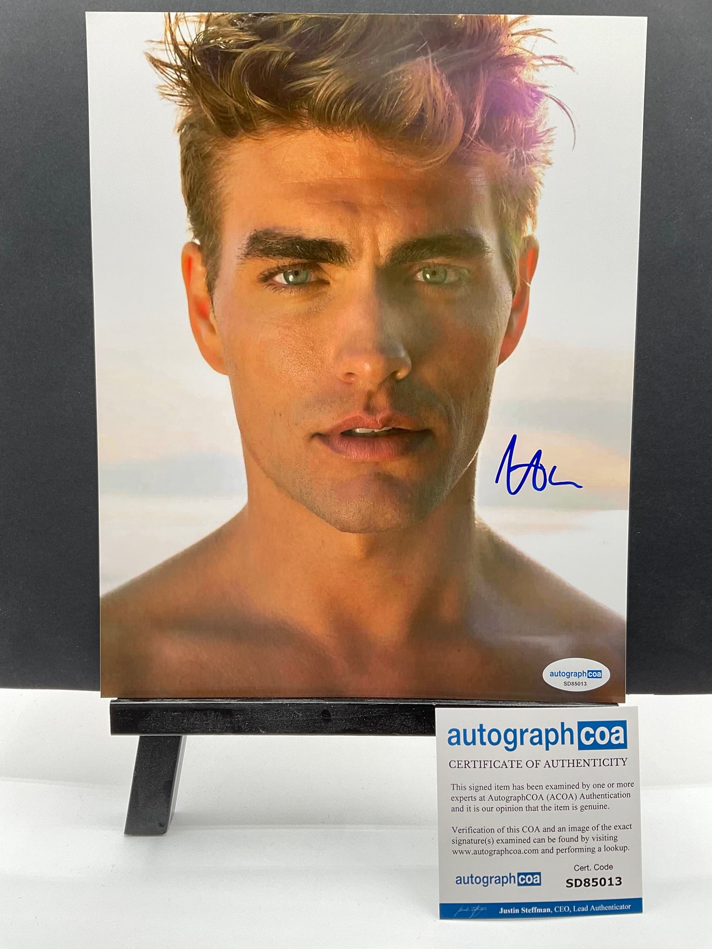 Seth Edeen sexy signed photo 8x10 ACOA