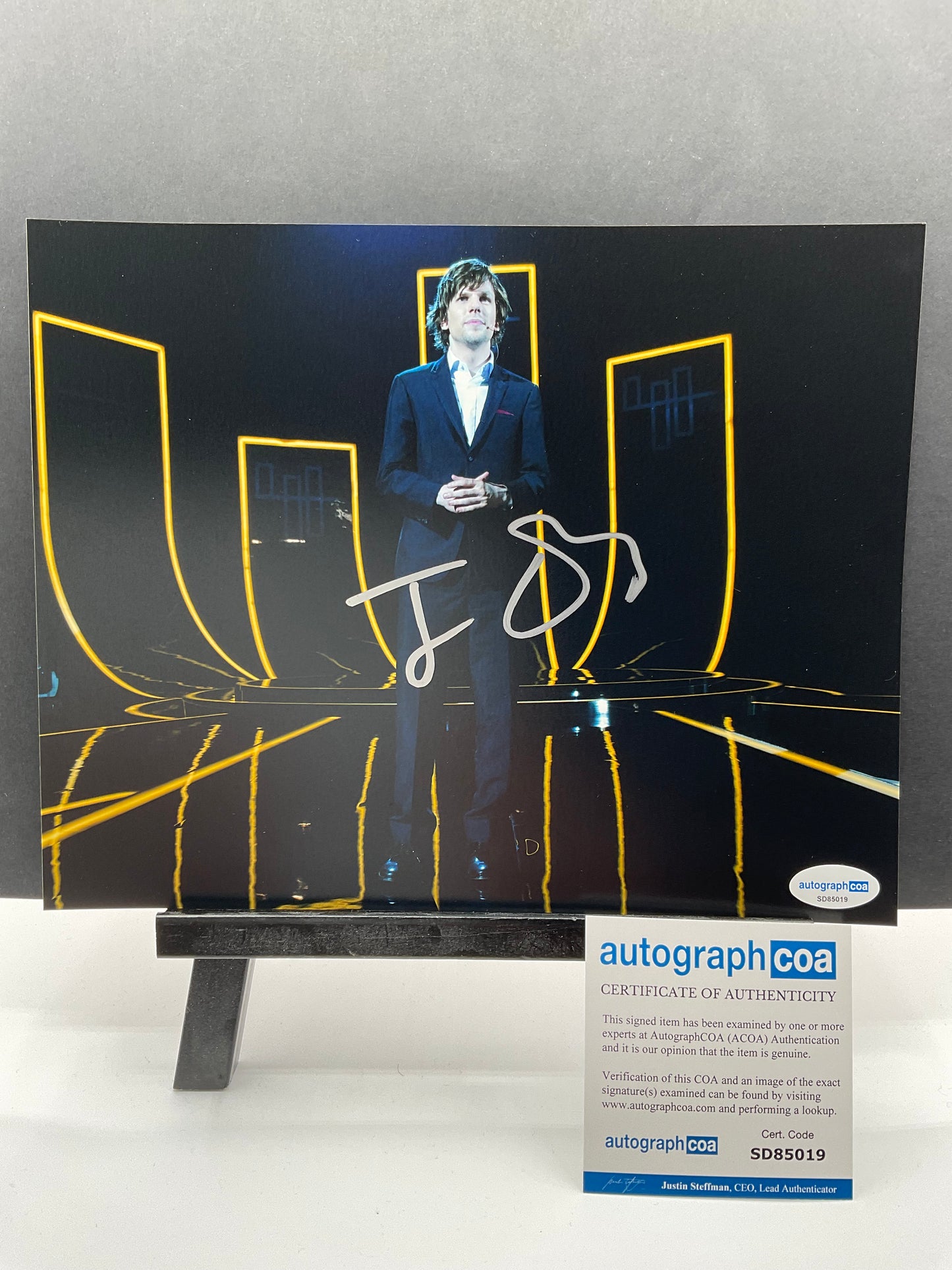 Jesse Eisenberg Now You See Me signed photo 8x10 ACOA