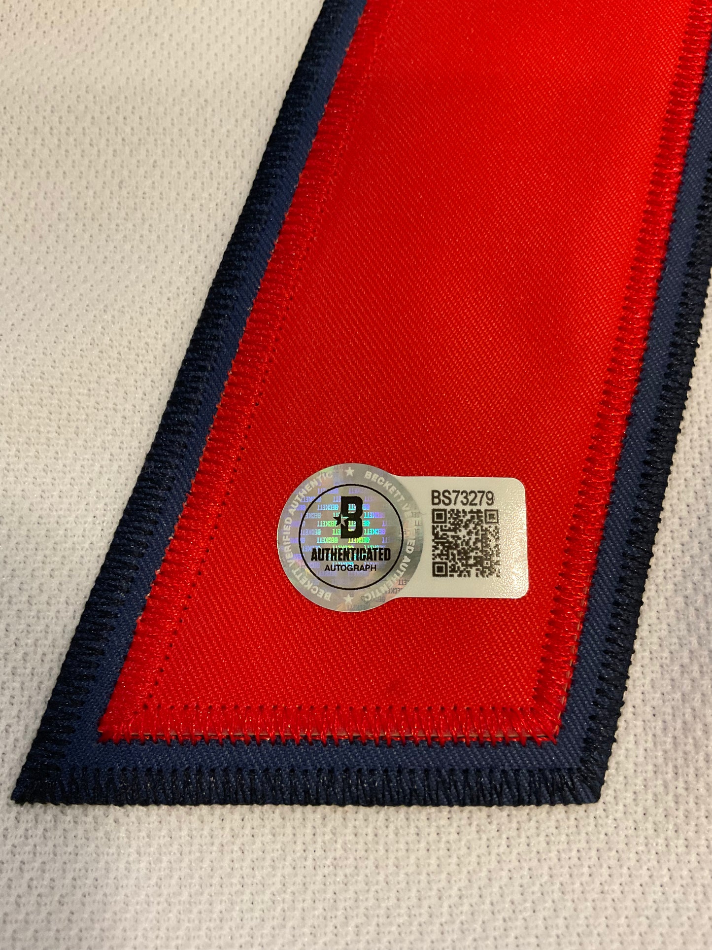 T.J. Oshie Washington Capitals signed jersey Beckett NHL