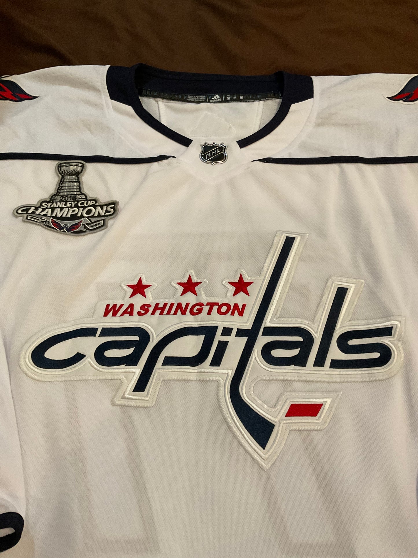 T.J. Oshie Washington Capitals signed jersey Beckett NHL